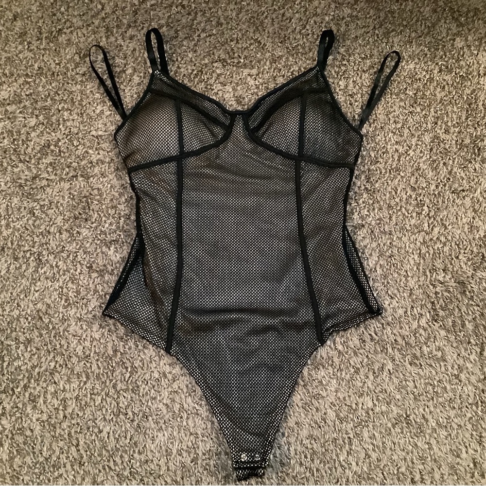 GBG Los Angeles fishnet styled bodysuit, color black & nude, size: M